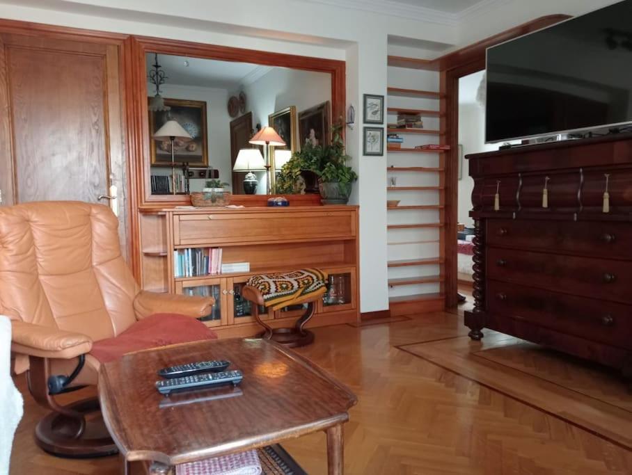 Atico Con Terraza En El Centro De Vigo Apartment Exterior foto