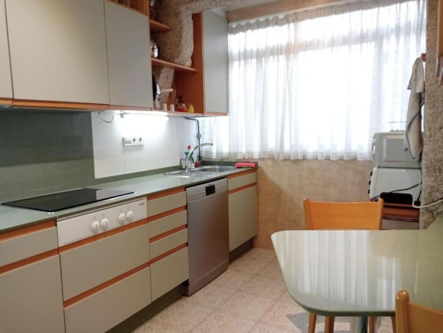 Atico Con Terraza En El Centro De Vigo Apartment Exterior foto