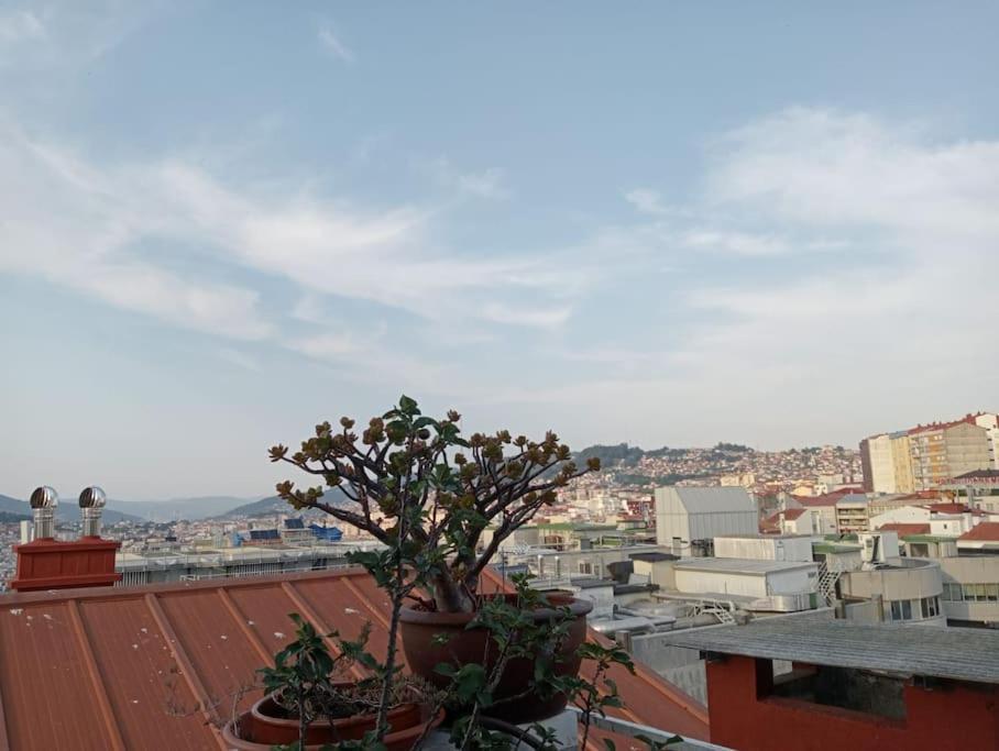 Atico Con Terraza En El Centro De Vigo Apartment Exterior foto